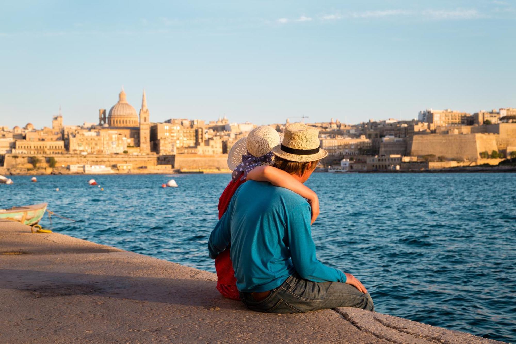 Отель Hyatt Centric Malta Сент Джулианс Экстерьер фото