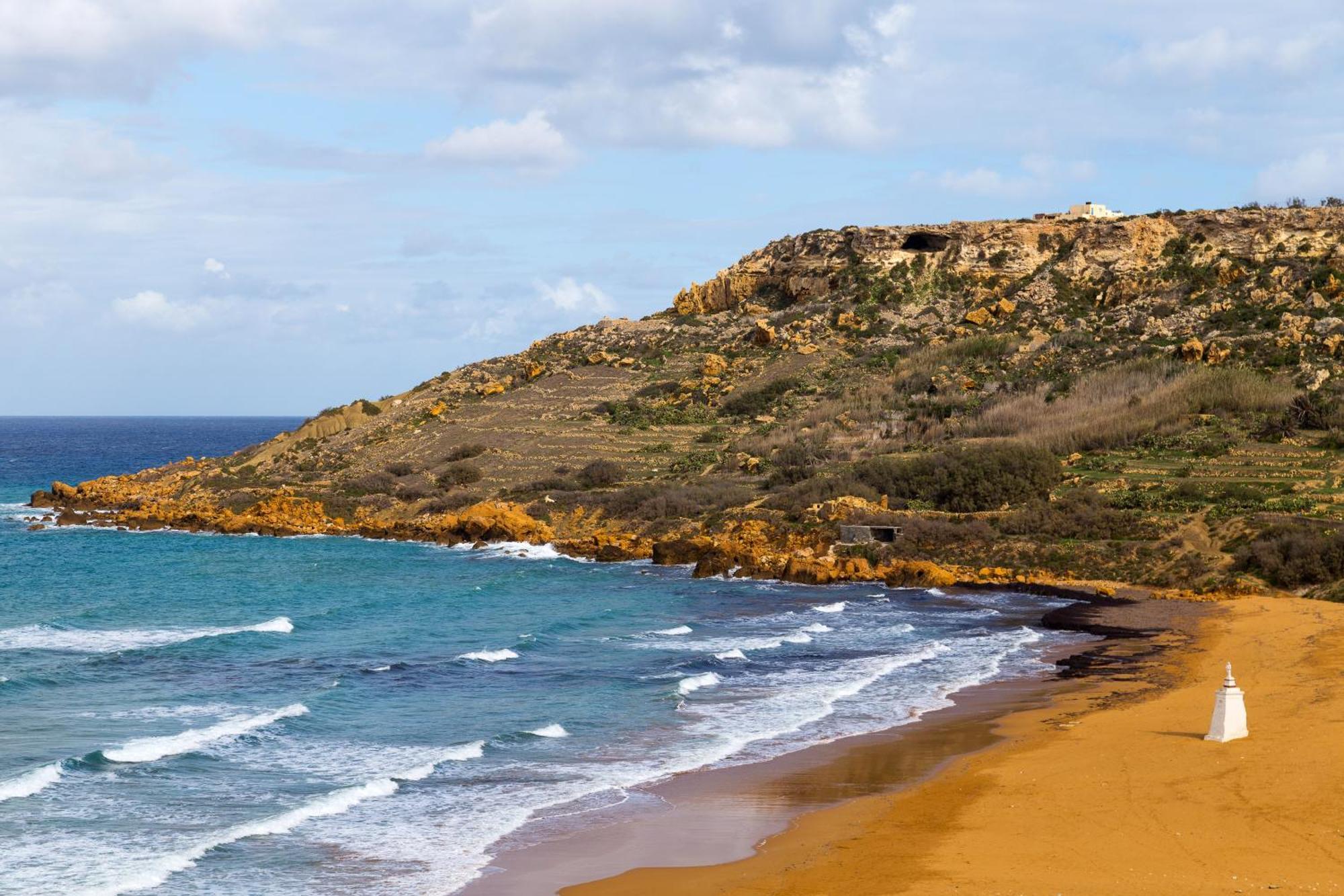 Отель Hyatt Centric Malta Сент Джулианс Экстерьер фото