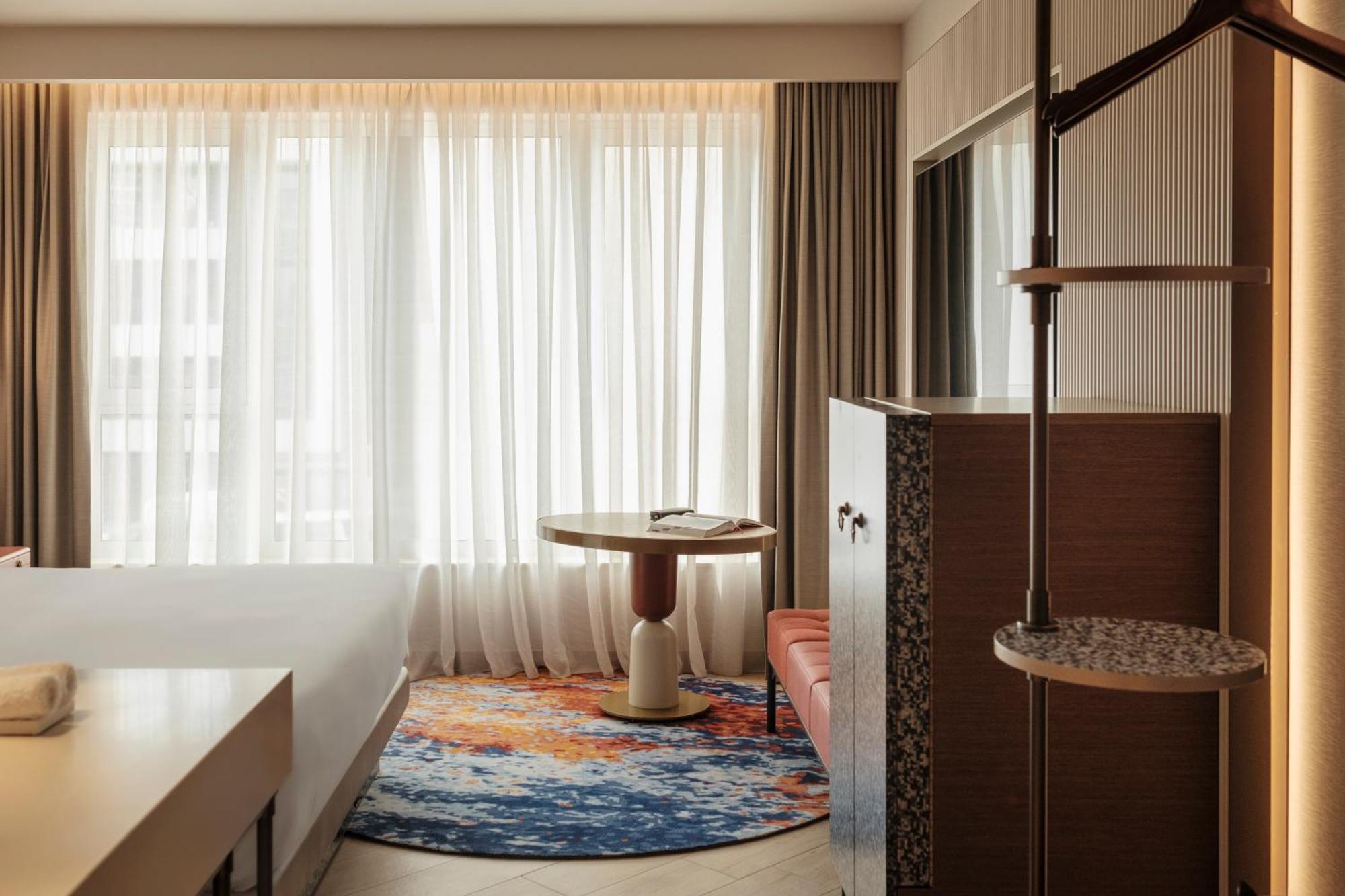 Отель Hyatt Centric Malta Сент Джулианс Экстерьер фото