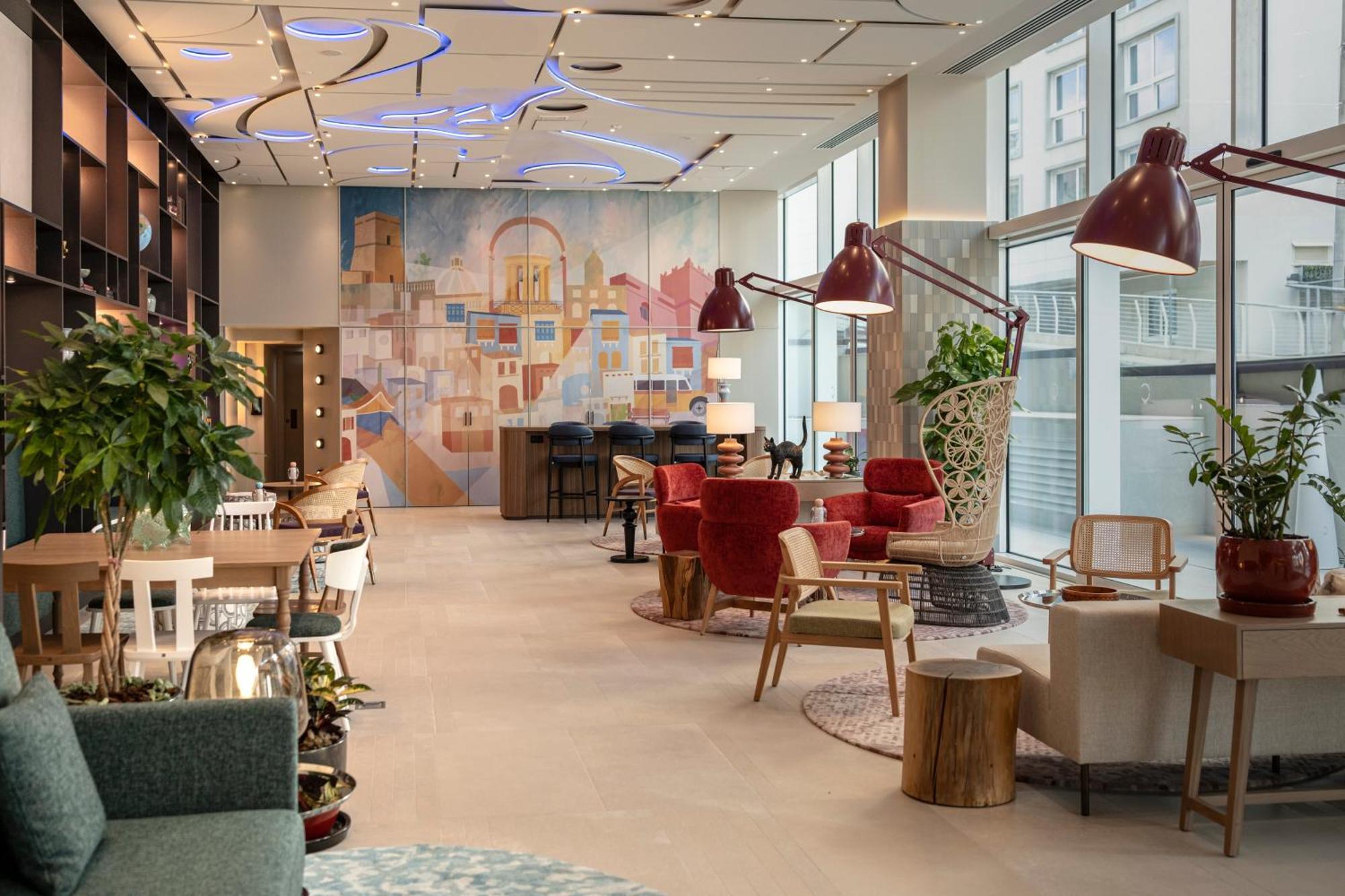 Отель Hyatt Centric Malta Сент Джулианс Экстерьер фото