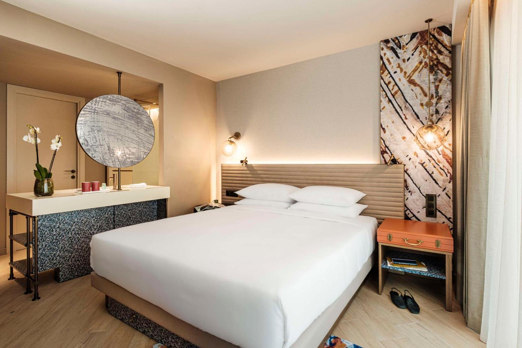 Отель Hyatt Centric Malta Сент Джулианс Экстерьер фото