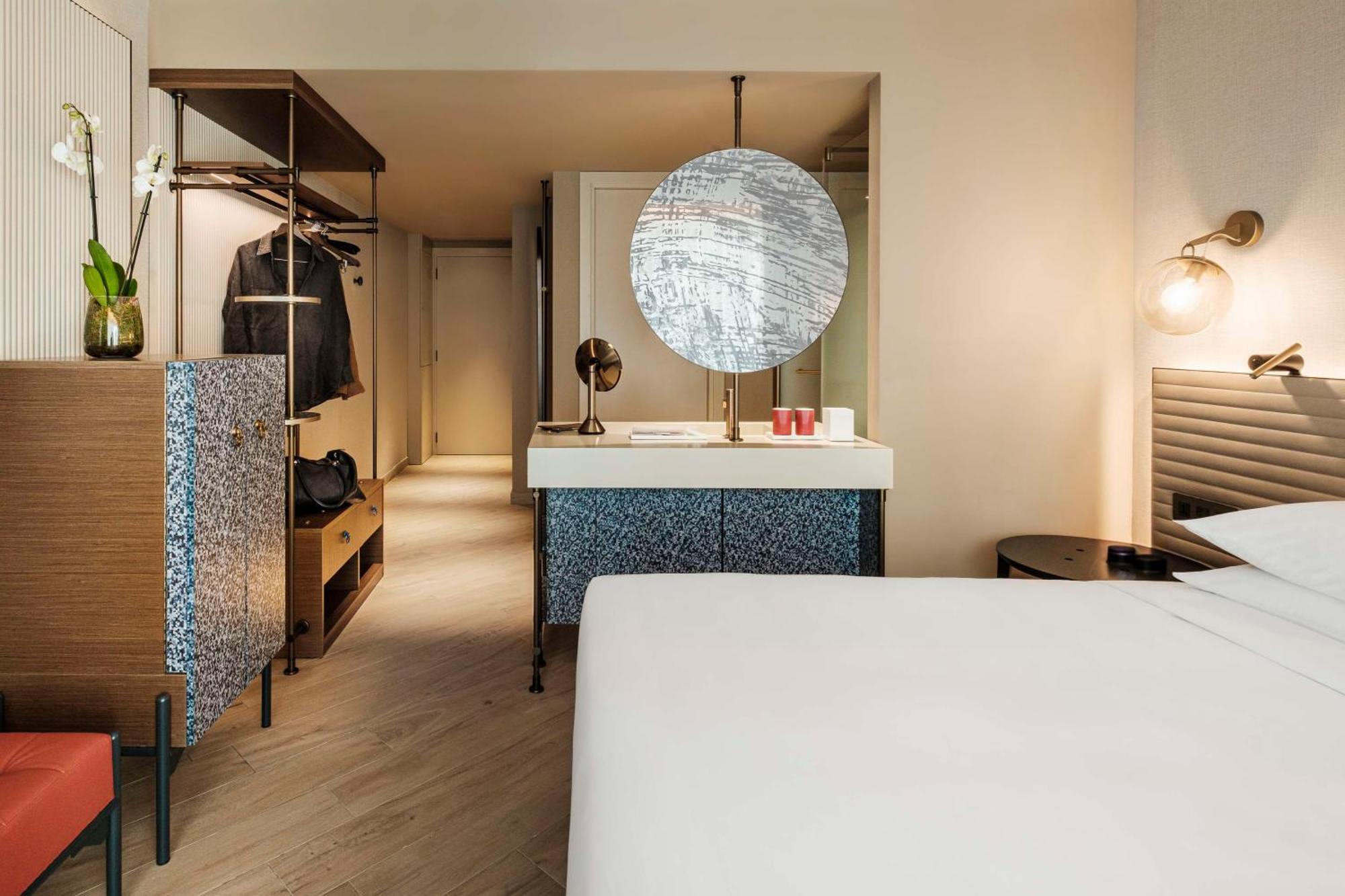 Отель Hyatt Centric Malta Сент Джулианс Экстерьер фото